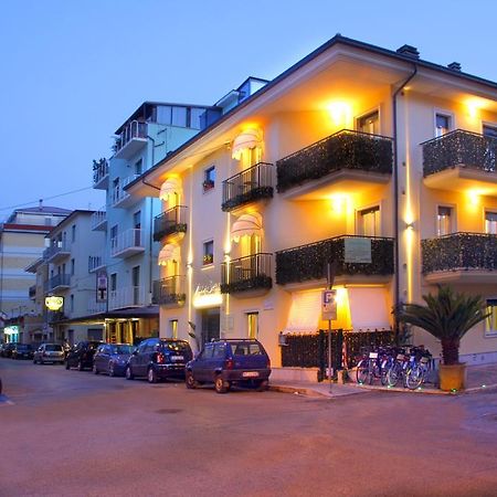 Casa Vacanze Villa Spina San Benedetto del Tronto Rom bilde