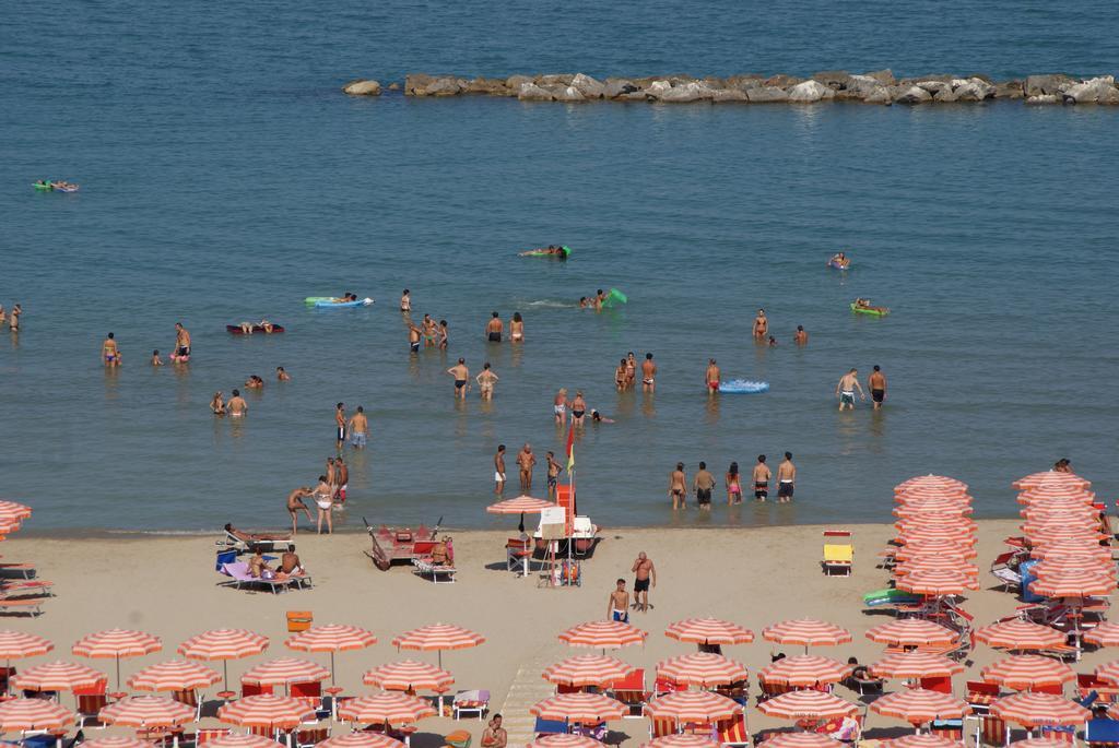 Casa Vacanze Villa Spina San Benedetto del Tronto Eksteriør bilde
